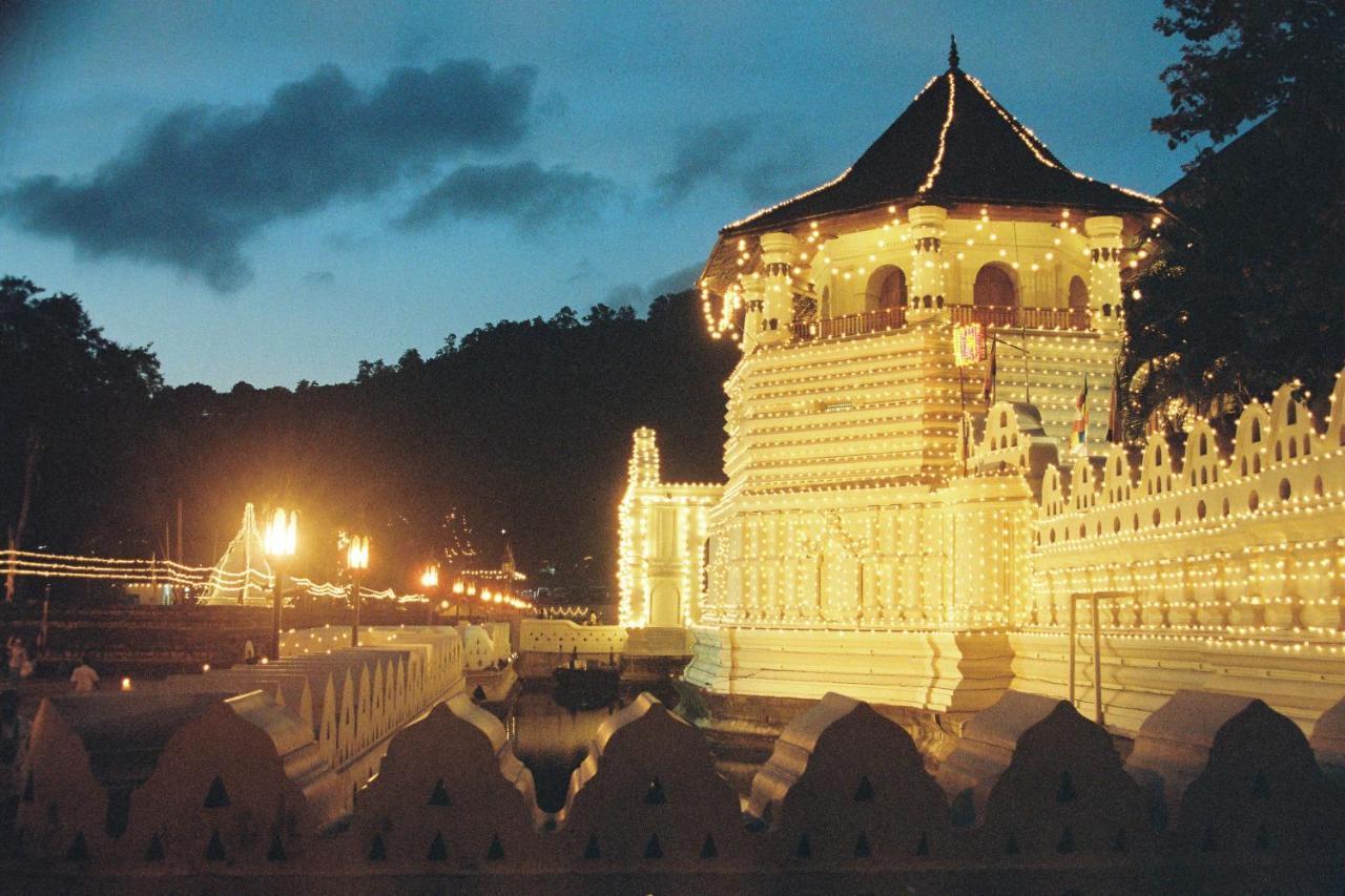 Kan̆du Kandy Bagian luar foto